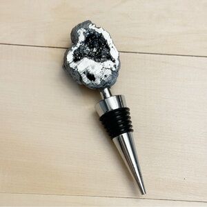 Kirkland’s Silver Geode Wine Stopper